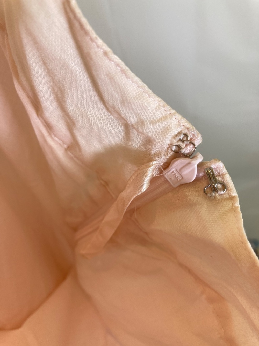 Banana Republic Skirt Sz 8 Pink Embroidered Floral Pleated Spring 2006 - Picture 4 of 15
